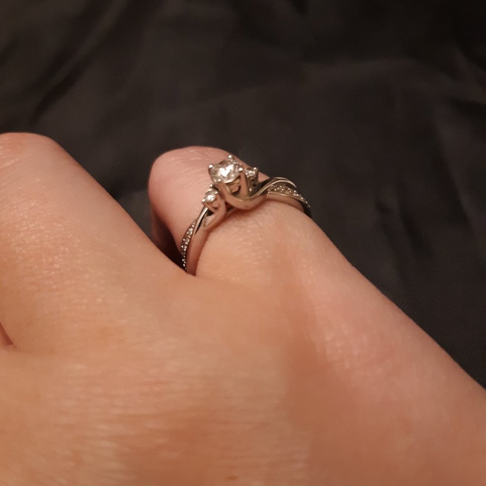 Engagement Diamond Ring 1/3 Carat 10K White Gold